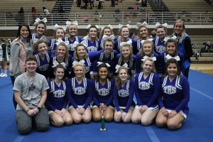 THS Cheerleaders Advance